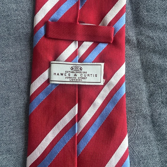 Men’s Silk Tie - Picture 2 of 5